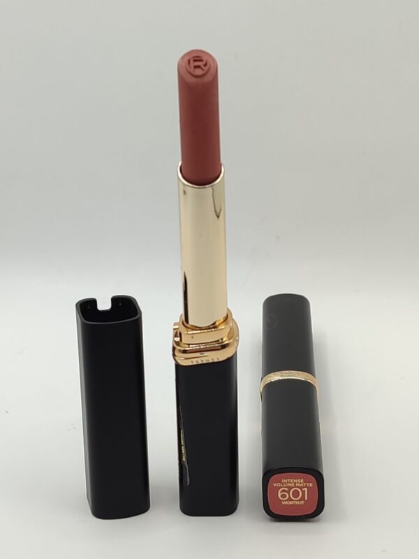 Помада для губс color riche intense volume matte увлажняющая матовая оттенок 601