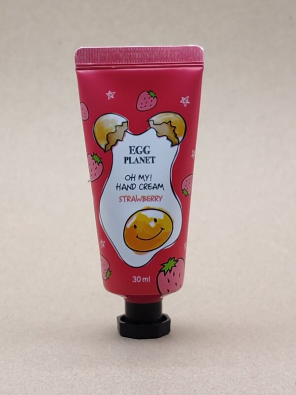 Крем для рук с ароматом клубники daeng gi meo ri egg planet hand cream strawberry 30 мл