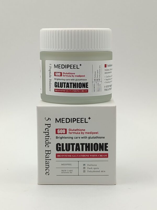 Крем для лица против пигментации с глутатионом bio intense glutathione white cream medi-peel. 50 мл